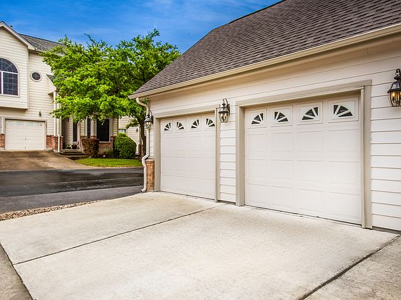 4th image of 12224 Abbey Glen Ln #A