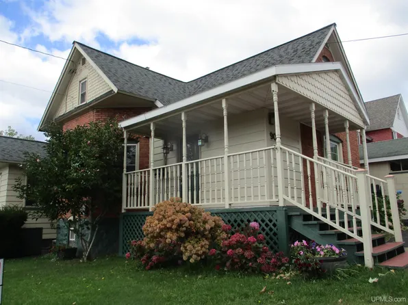 900 3rd St, Hancock, MI 49930