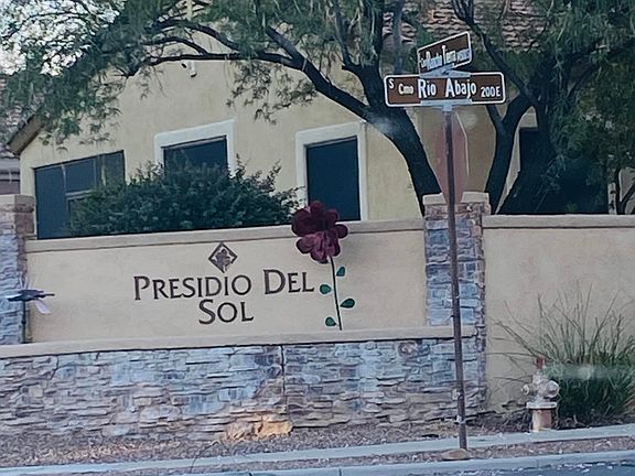 2nd image of 202 E Corte Rancho Encanto