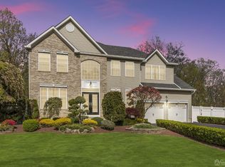 71 Stratton Rd, Matawan, NJ 07747