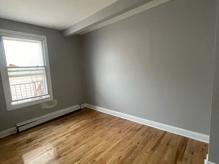 138-140 Clinton Ave #2R — Photo 7