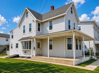 702 Market St, Marcus Hook, PA 19061