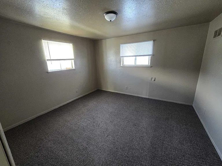 8746 W Carmen Ave #3 — Photo 3