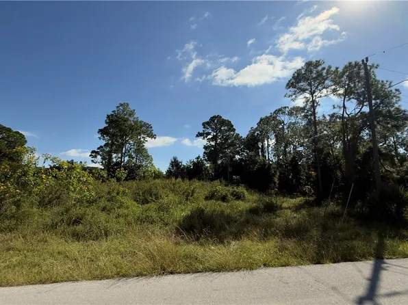 420 Hamilton Ave, Lehigh Acres, FL 33972