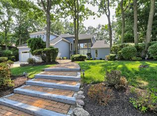 32 Bunning Dr, Voorhees, NJ 08043