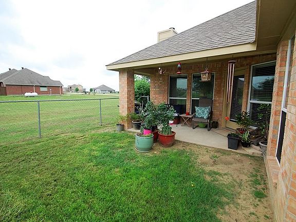 5th image of 449 Eastward Dr