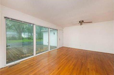 4th image of 8237 Madison Ave