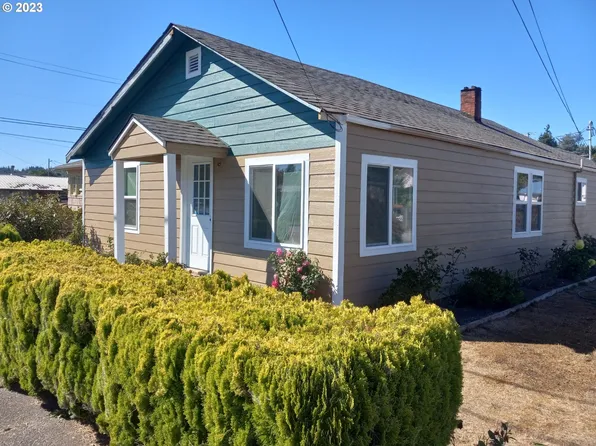 1417 Maryland Ave, Myrtle Point, OR 97458