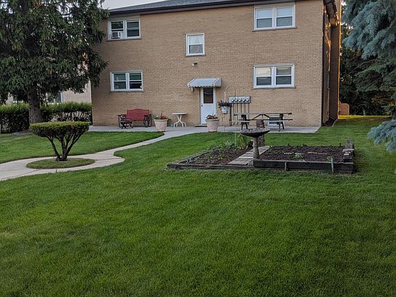 5th image of 9723 S 90th Ave APT 2S