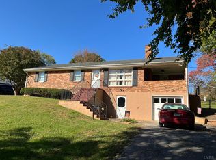 163 Greenwood Dr, Madison Heights, VA 24572