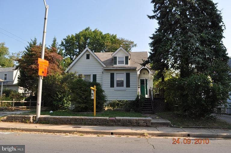 1st image of 419 N Bend Rd