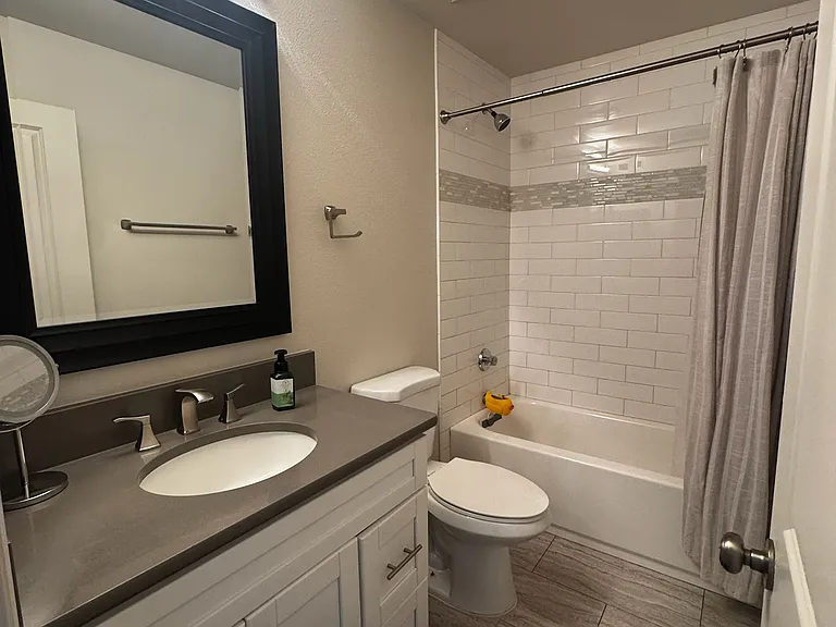 5088 N 83rd St — Photo 30