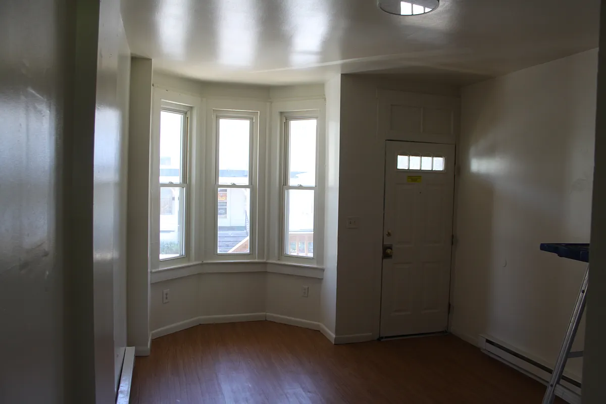 Building Photo - 817 Wilson St