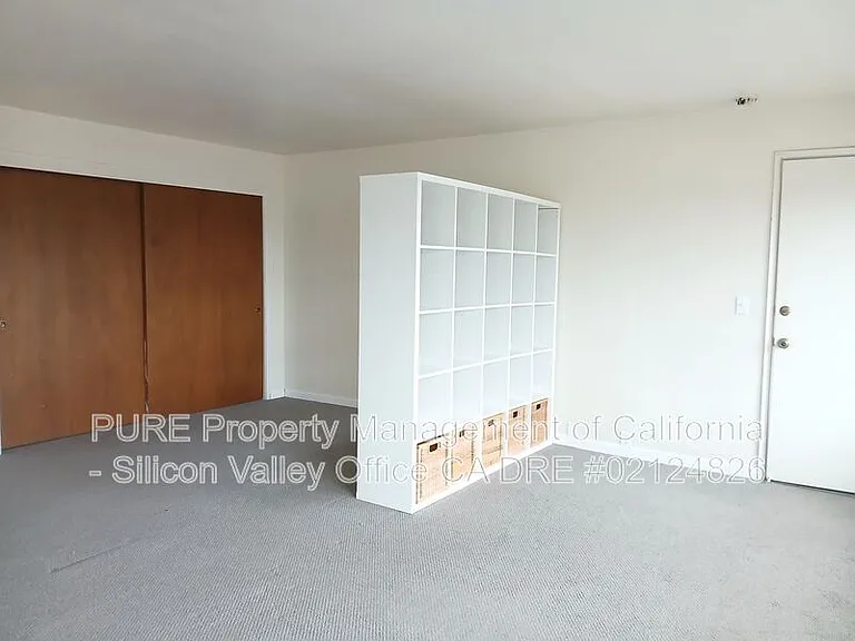 1104 E Cliff Dr #9 — Photo 9