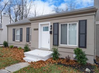 24701 Parklawn St, Oak Park, MI 48237