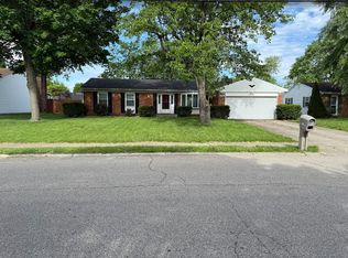 509 Cranewood Dr, Trenton, OH 45067
