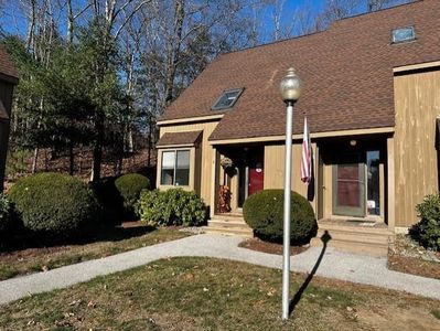 8 Templeton Court, Merrimack, NH, 03054
