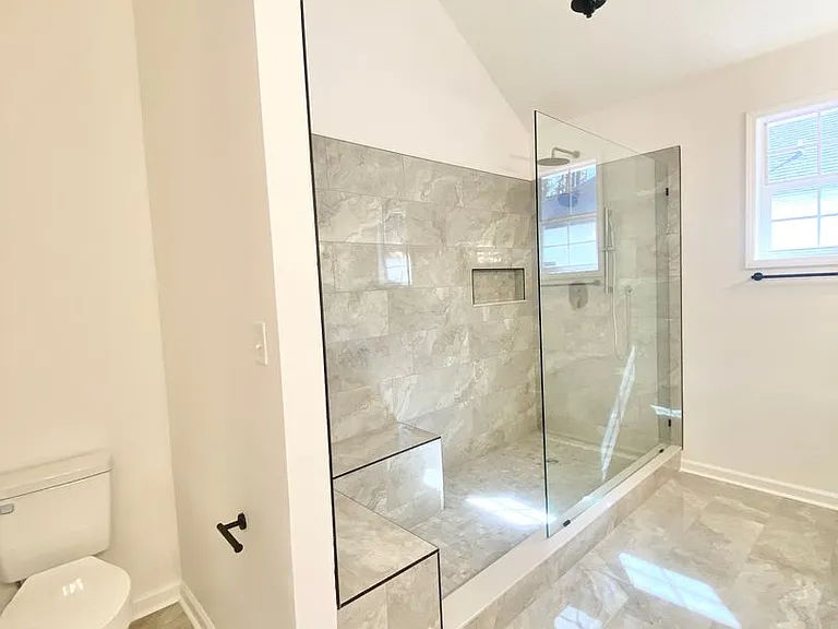 129 Tappan Zee Dr — Photo 9