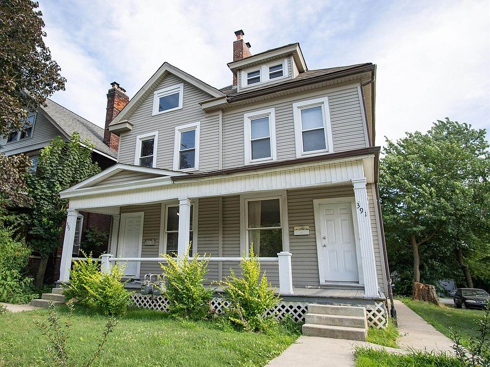 1st image of 391-393 W 17th Ave