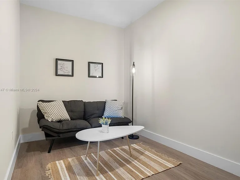 1938 Jackson St #306 — Photo 12