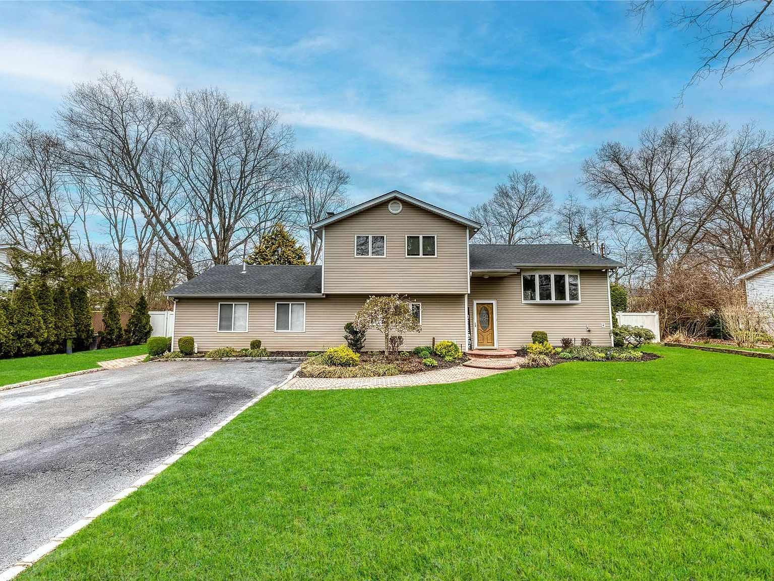 131 Greenhaven Drive, Port Jefferson Station, NY 11776 MLS 3557114