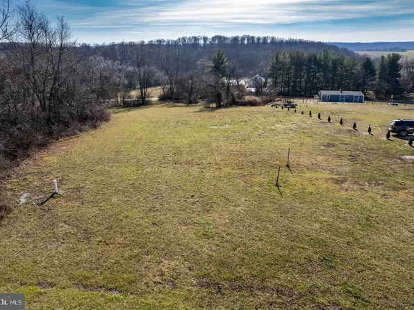 1555 Humbert Schoolhouse Rd, Westminster, MD 21158