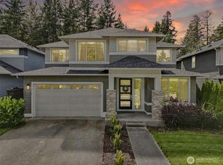 14426 Overlook Dr E, Bonney Lake, WA 98391