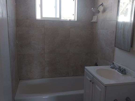 5th image of 2344 Vandalia Ave APT 3