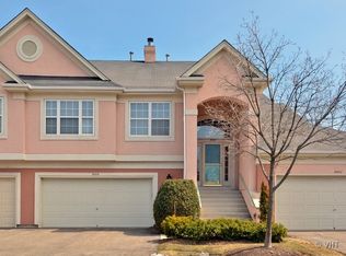 3005 Lexington Ln #9R42, Glenview, IL 60026