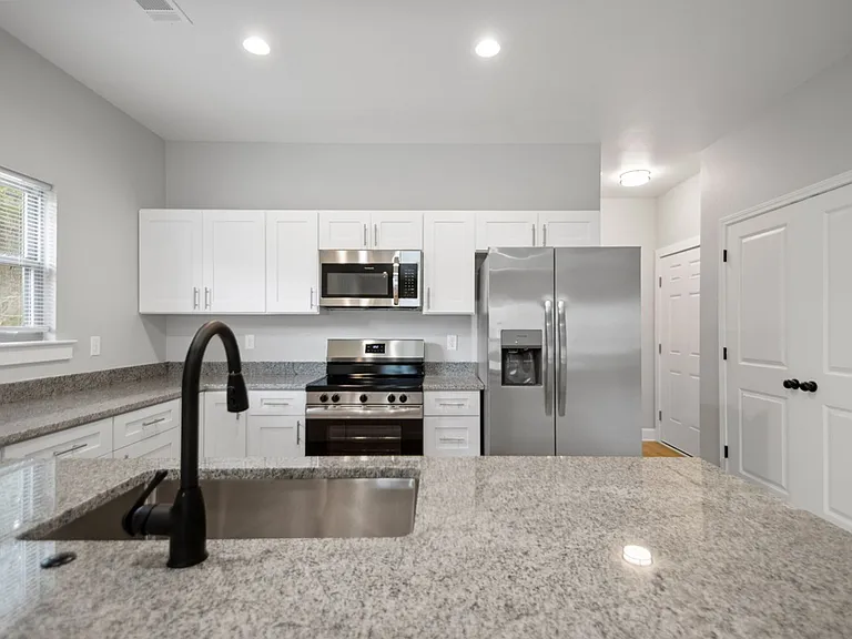 2311 Nichols Rd — Photo 21
