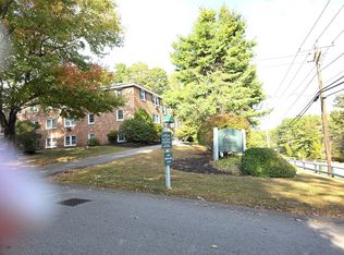 53 Ridgewood Ln APT 16, Gardner, MA 01440