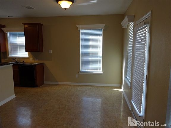4th image of 9218 Morningside Dr