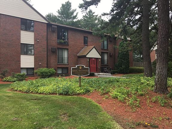 2nd image of 36R English Village Rd Unit 104
