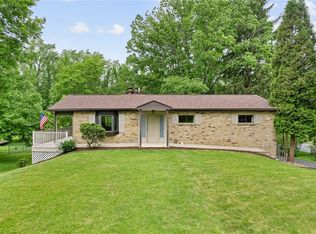 121 Edgar Ln, Venetia, PA