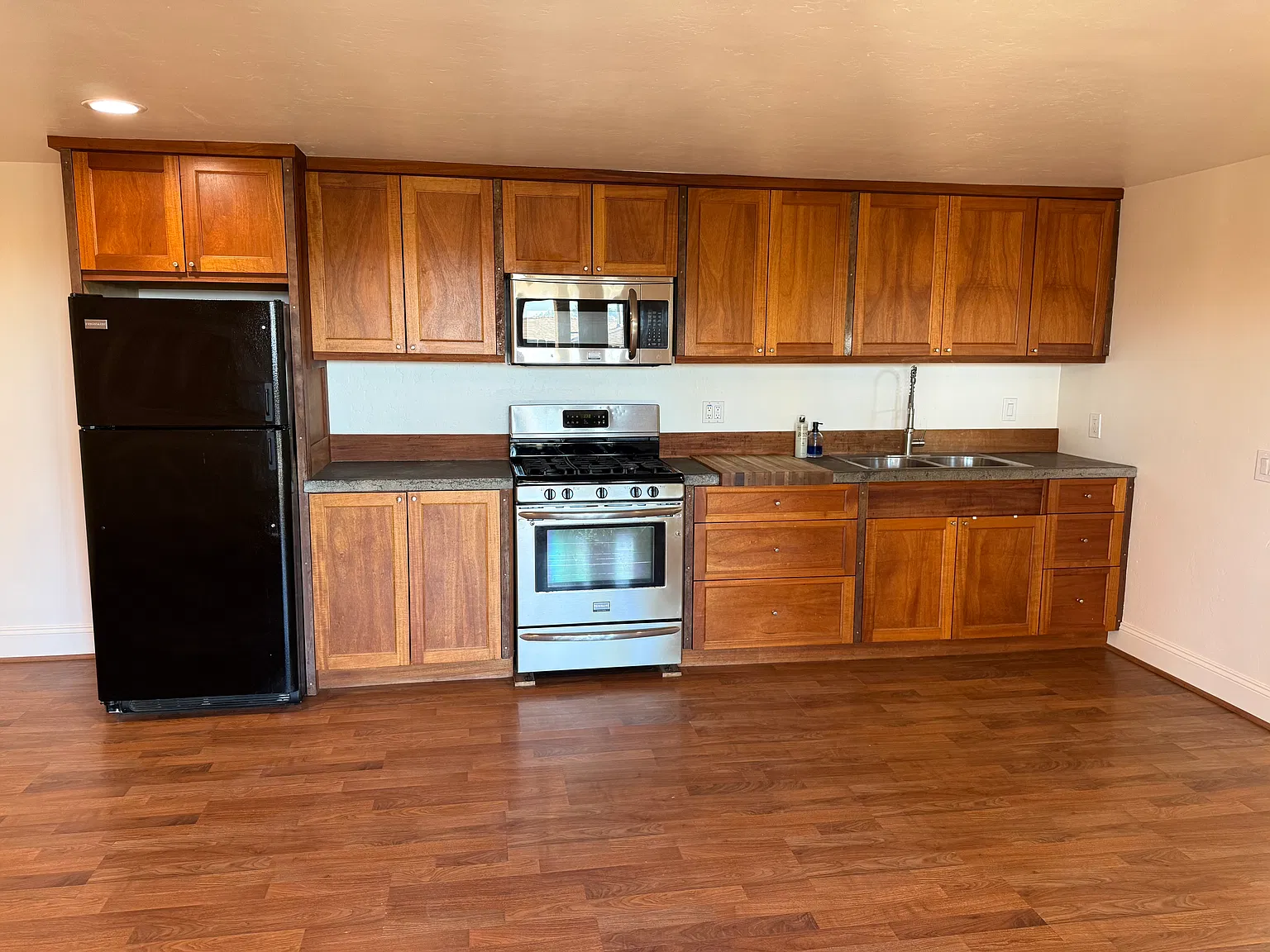 Plumosa Court, Vista — Photo 4