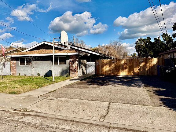 2nd image of 276 N Cottage Street