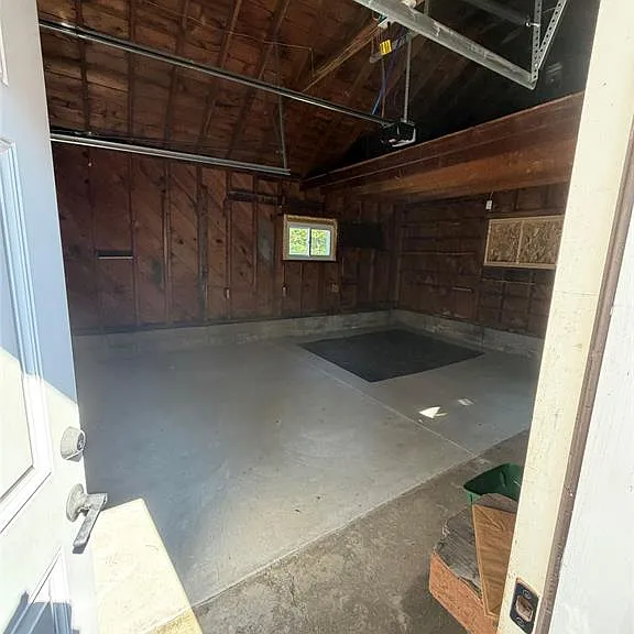 4915 Clarkston Rd — Photo 11