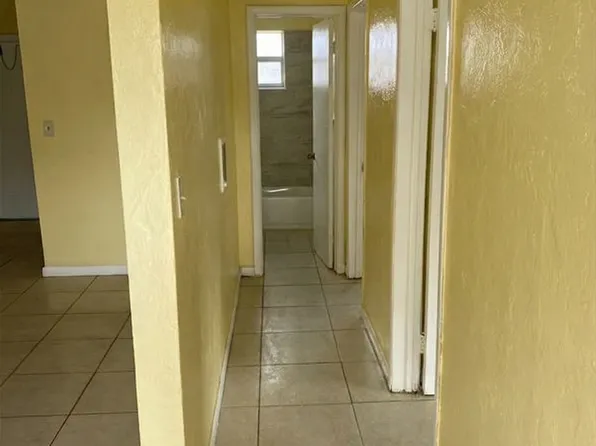 2545 York St, Opa Locka, FL 33054
