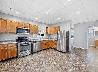 411 N Madison St #A, Woodstock, IL 60098