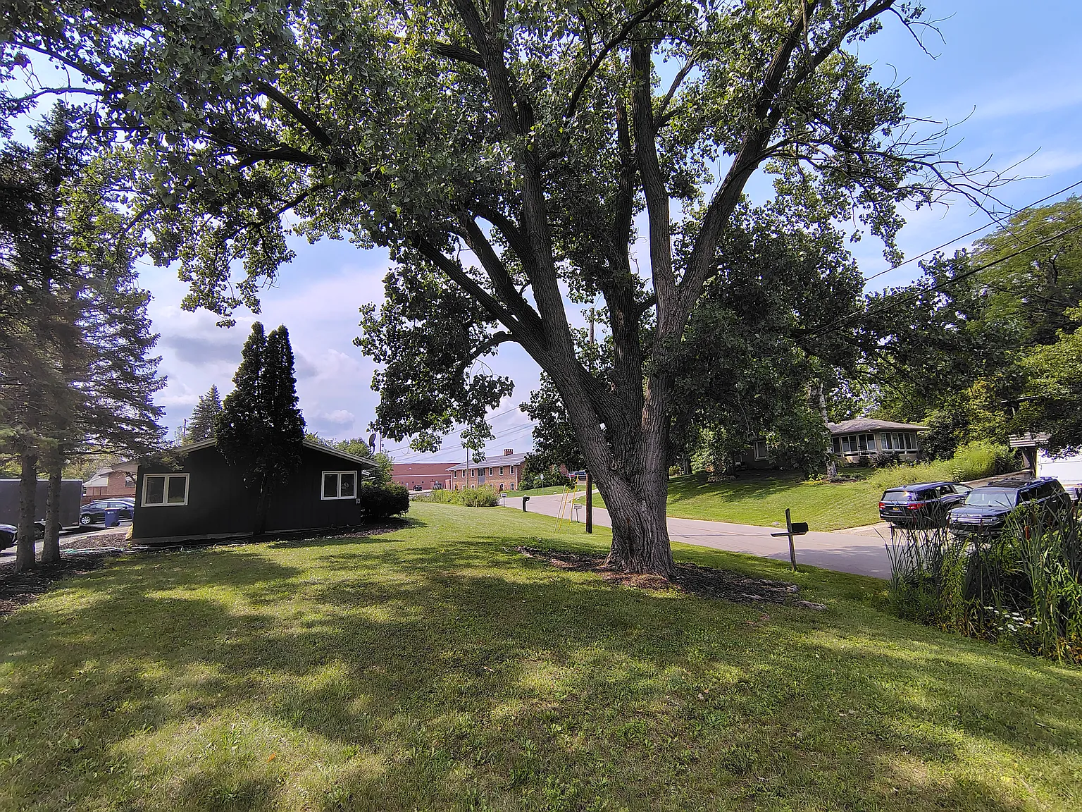 2 bed, 1150 sqft, $1,895 — Photo 2