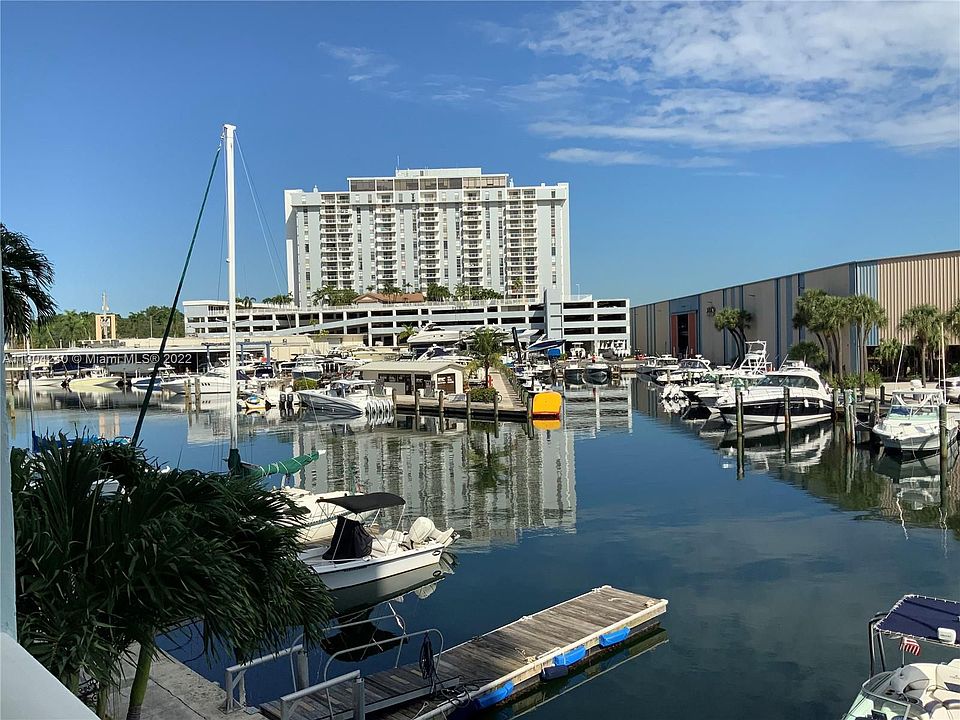 1st image of 13155 Ixora Ct APT 211