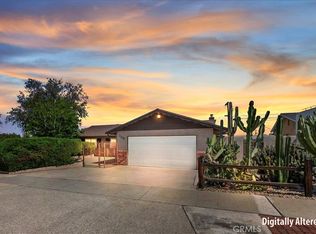 305 E Citron St, Corona, CA 92879