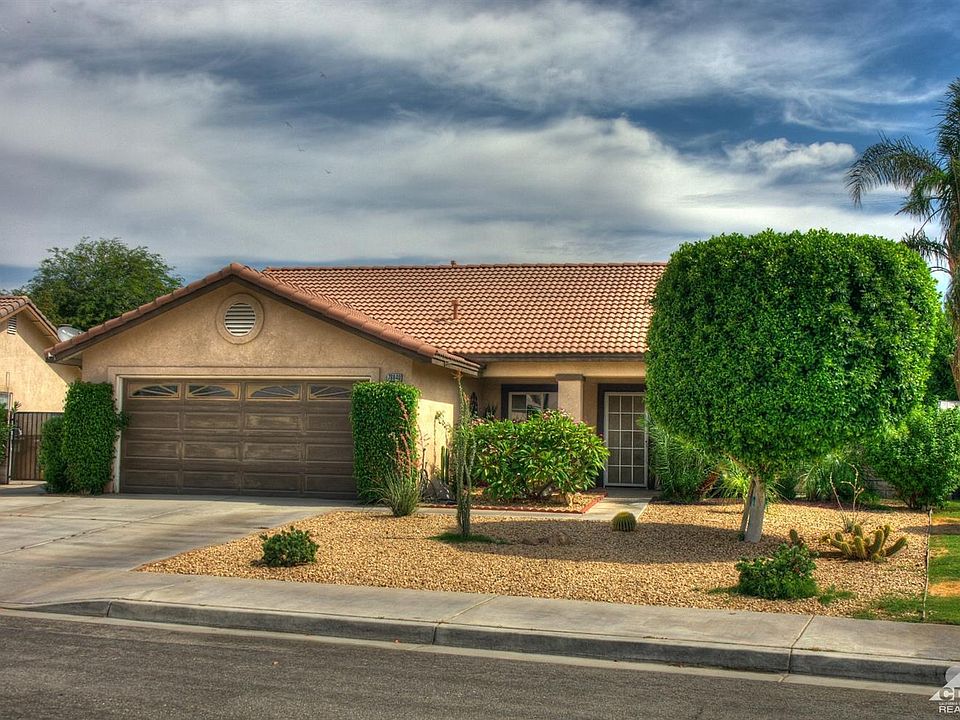 1st image of 78840 Sunbrook Ln