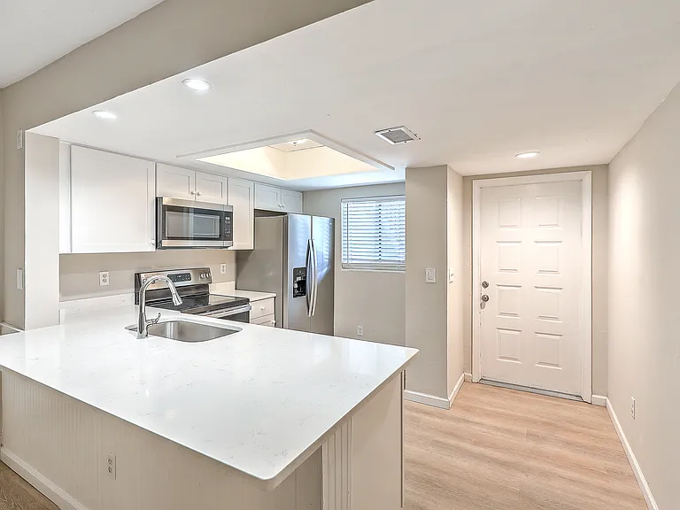 2162 Bees Ferry Rd #A — Photo 6