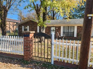 413 S Fulton St, Clarksville, AR 72830