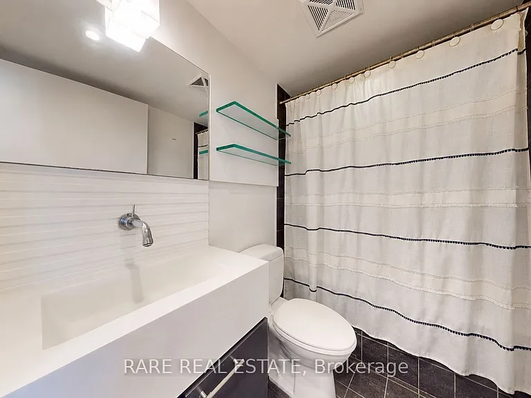 55 Stewart St #621 — Photo 13