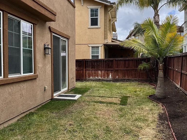 28512 Plymouth Way — Photo 6