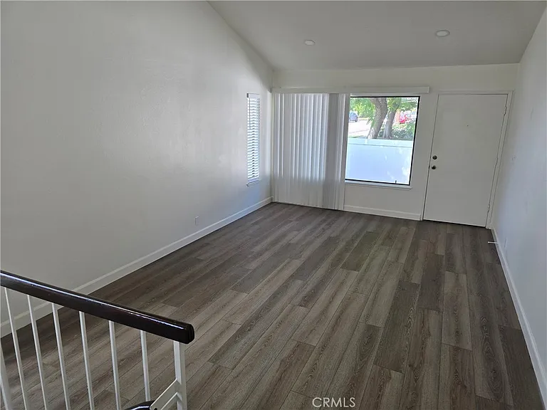 2288 Loma Alta Dr #6 — Photo 5