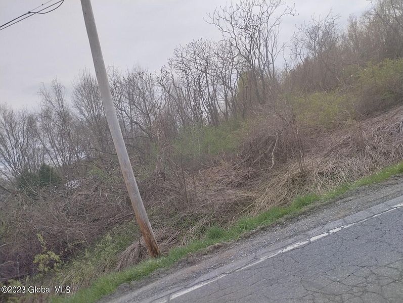 5th image of L32.5 County Route 19