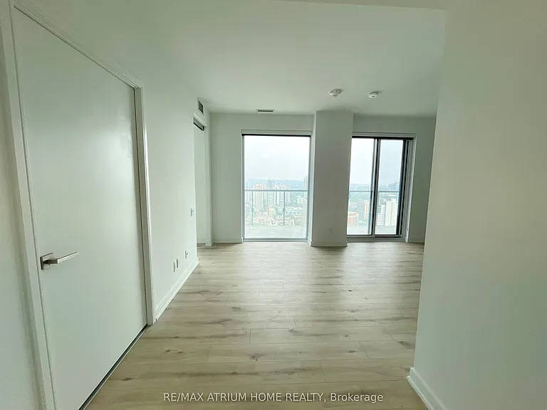 3 Gloucester St #4303 — Photo 6